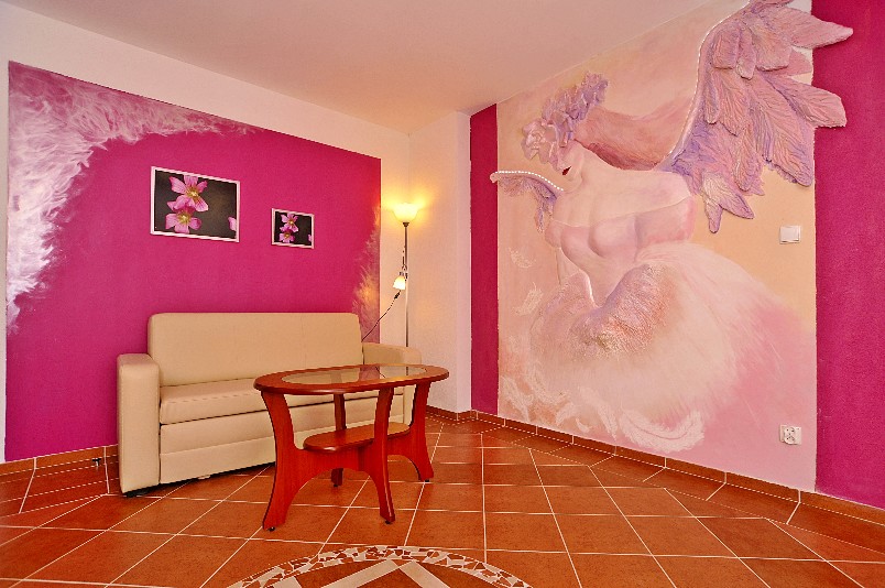 Apartament J3 - "Madonna"
